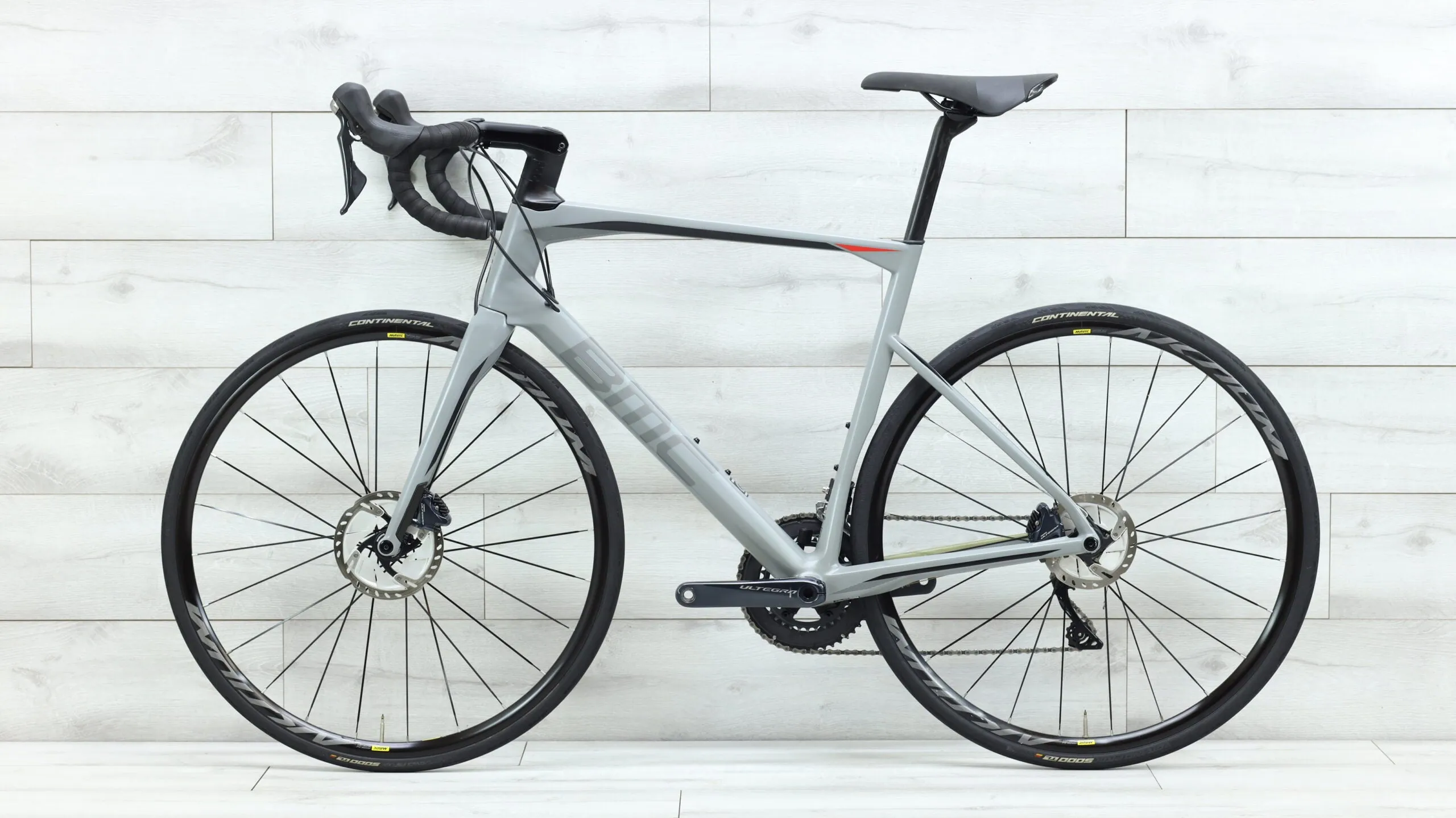 2019 BMC Roadmachine 02 TWO  Road Bike - 56cm