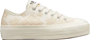 Converse Wmns Chuck Taylor All Star Lift Platform Low Tonal Embroidery Sneakers, Cream