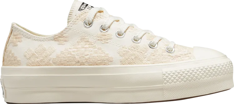 Converse Wmns Chuck Taylor All Star Lift Platform Low Tonal Embroidery Sneakers, Cream