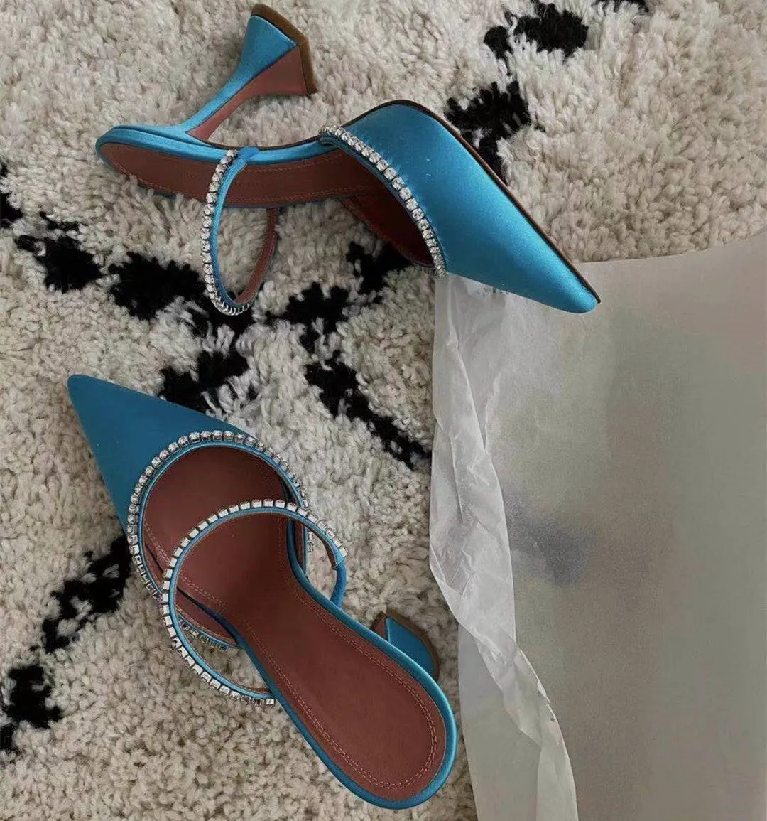 Elegant Pointed Toe Rhinestones Satin Party High Heels For Women