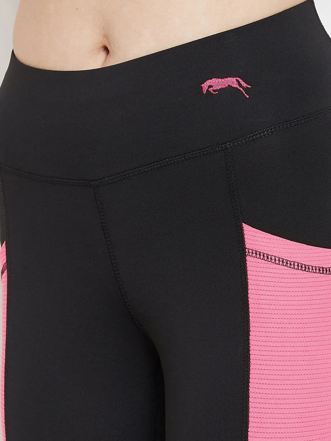 JUMP USA Women Black & Pink Colourblocked Active Wear Tights