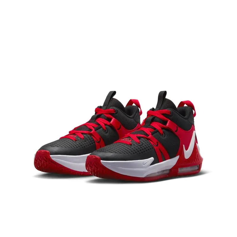 Nike LeBron Witness VII GS Kids Basketball Shoe