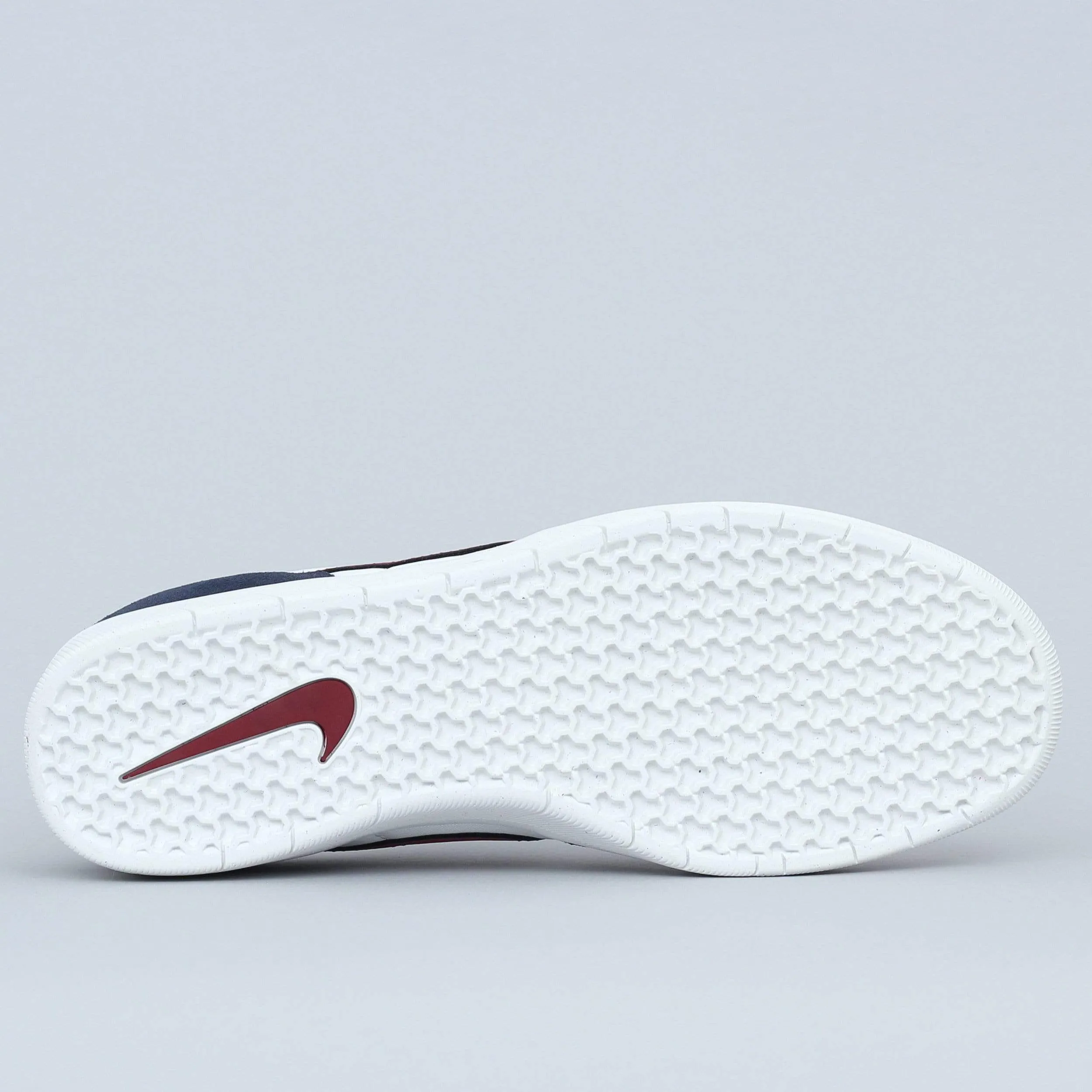 Nike SB Team Classic Shoes Obsidian / Team Red - Summit White