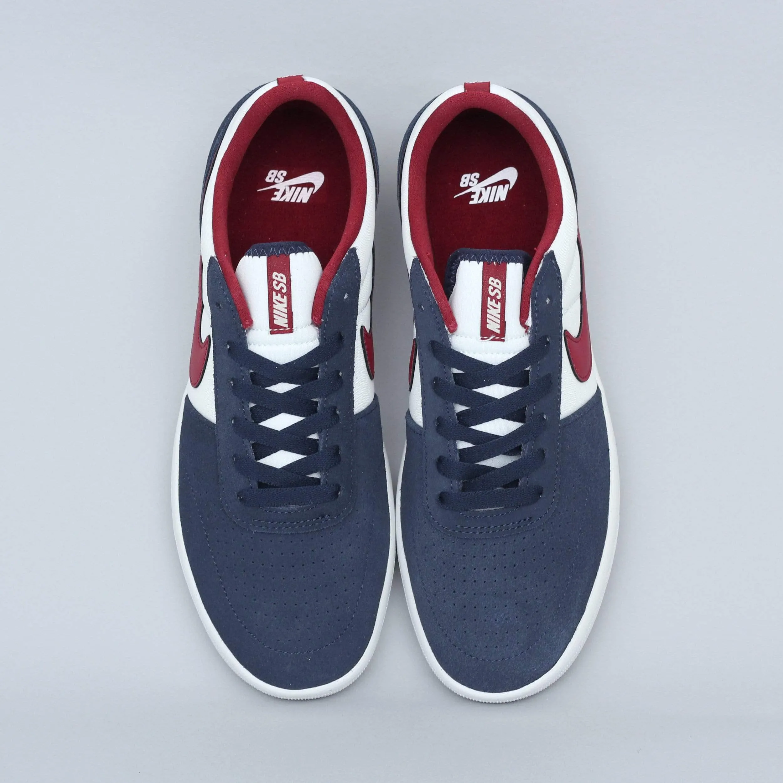 Nike SB Team Classic Shoes Obsidian / Team Red - Summit White