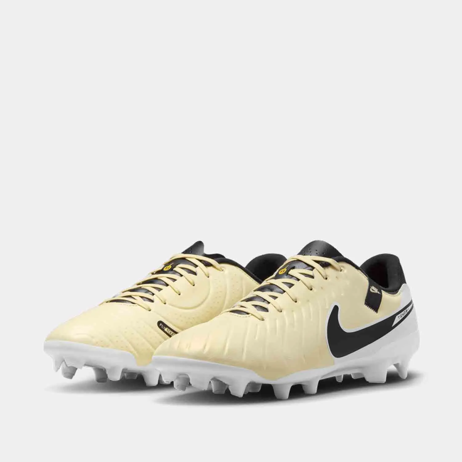 Nike Tiempo Legend 10 Academy Soccer Cleats