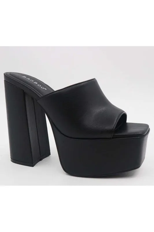 SM Platform Mules (Black)