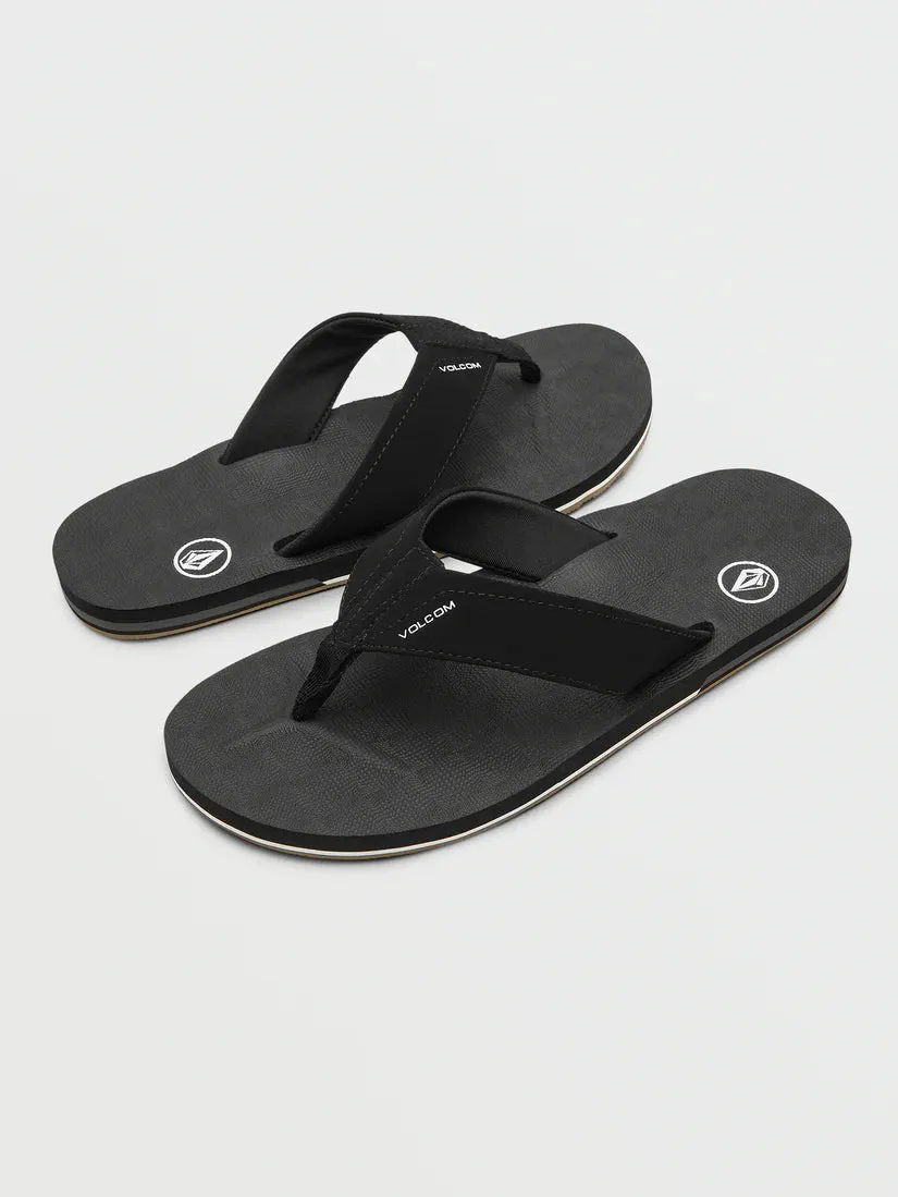 VOLC VICTOR SANDALS